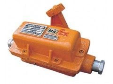 點(diǎn)擊查看詳細(xì)信息<br>標(biāo)題： KHJ-12／0.5型急停開關(guān) 閱讀次數(shù)：2497