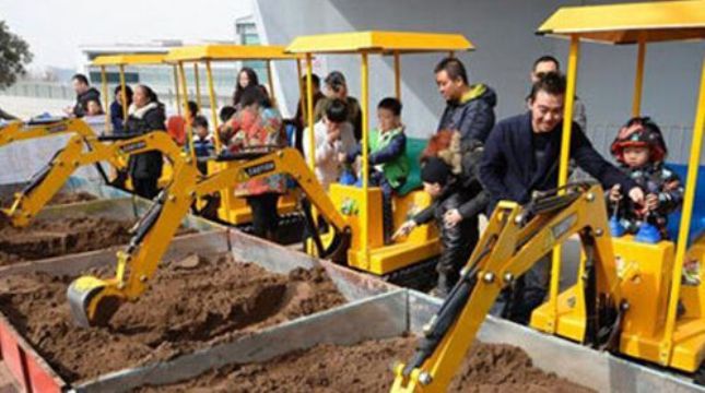 點(diǎn)擊查看詳細(xì)信息<br>標(biāo)題：游樂(lè)挖掘機(jī)價(jià)格優(yōu)惠 閱讀次數(shù)：2279