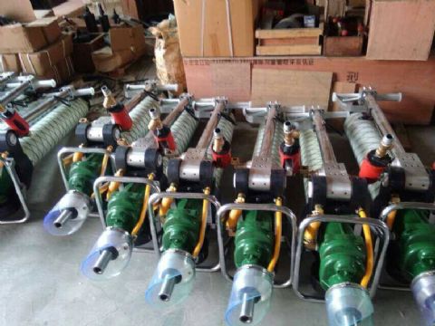 點擊查看詳細信息<br>標題：MQT-130/2.8型氣動錨桿鉆機15898635797 0537-3202711 閱讀次數(shù)：2641