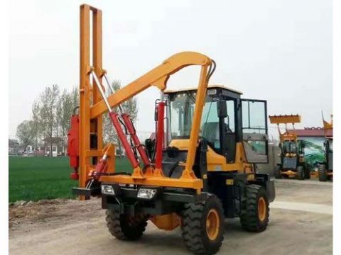 點擊查看詳細信息<br>標題：打樁機 閱讀次數(shù)：3136