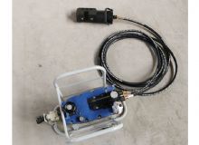 點(diǎn)擊查看詳細(xì)信息<br>標(biāo)題：錨索張拉機(jī)具 閱讀次數(shù)：1780