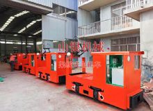 點(diǎn)擊查看詳細(xì)信息<br>標(biāo)題：架線式電機(jī)車 閱讀次數(shù)：2047